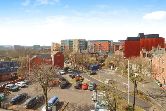2-bed flat on Apartment 301, Royal Plaza, 1, Eldon Street, South Yorkshire, £170,000