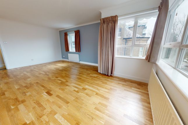 Flat to rent in Eaton Gardens, Hove