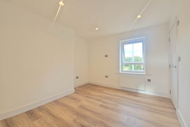 Flat 2, Wokingham Road, Reading photo 5