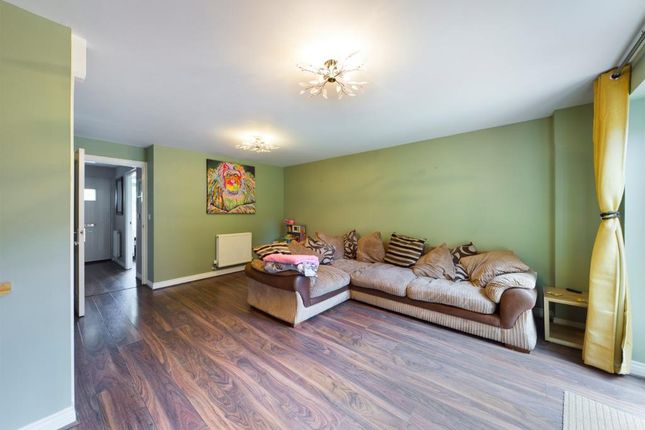 109, Woodvale, Gloucester photo 2