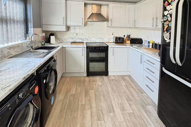 36, Oxfield Drive, Wisbech photo 3