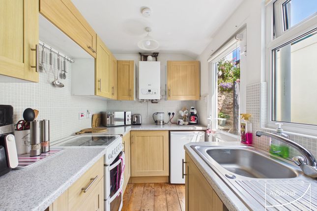 17 Princes Street, Paignton photo 4