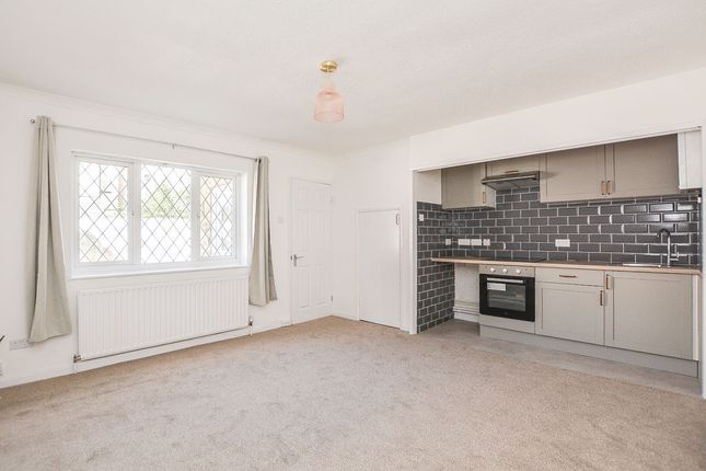 30b, North Avenue, Southend-On-Sea photo 2