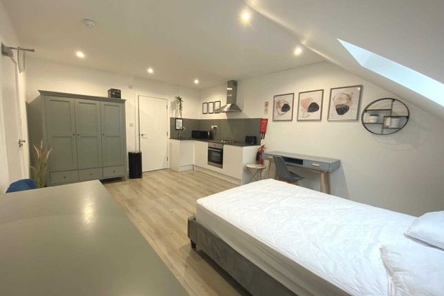 Studio 10, Headstone Road, Harrow photo 2