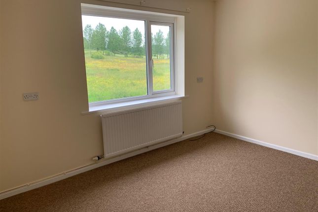 55, Kings Meade, Coleford photo 3