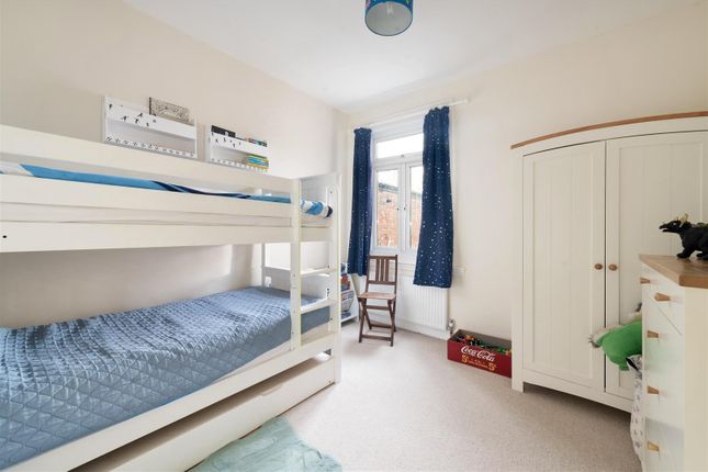 Terraced house for sale in Oxford Avenue, London