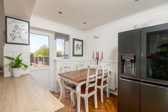 5, Murrayfield Close, Swansea photo 4