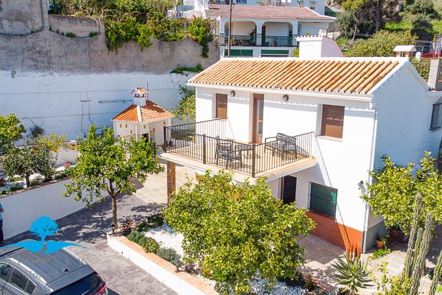 Villa for sale in Casarabonela, Malaga, Spain