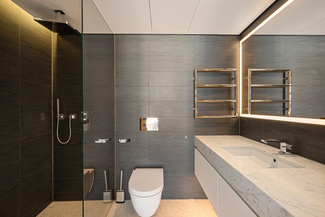 Flat 5, 101-103, New Oxford Street, London photo 3