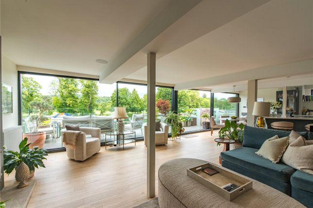 4, Shooters Hill, Reading photo 2