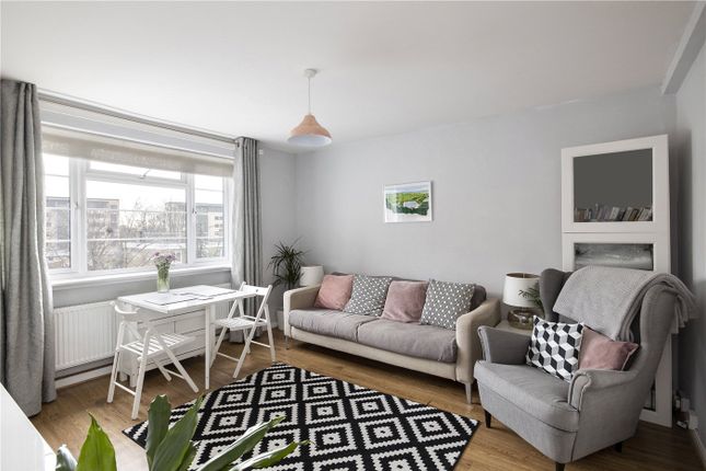 2 bed flat for sale in Crownstone Court, Crownstone Road, London SW2