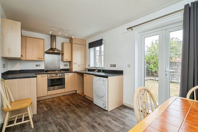 14, Spencer Crescent, Diss photo 2
