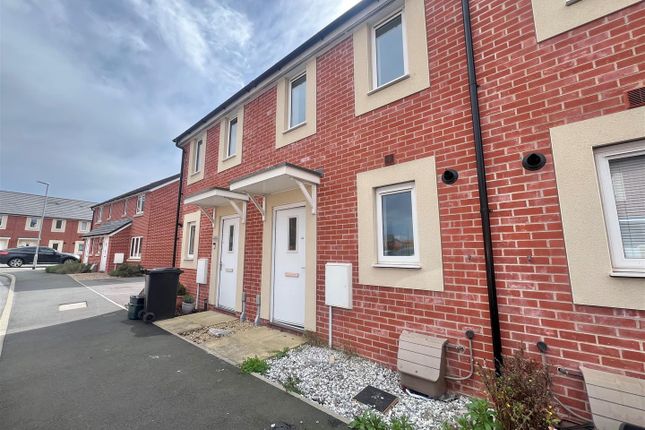 2-bed house on 46, Augusta Drive, Bridgwater, £165,000