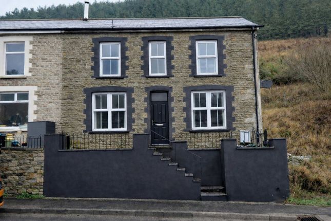 2-bed house on 6, Sunnyside Terrace, Port Talbot, £115,000