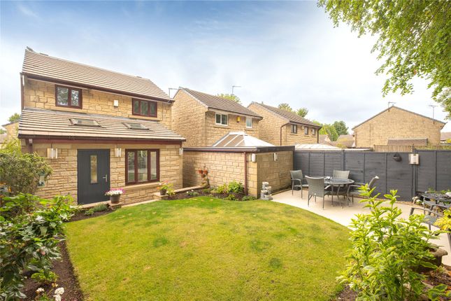 53, Howard Way, Holmfirth photo 4