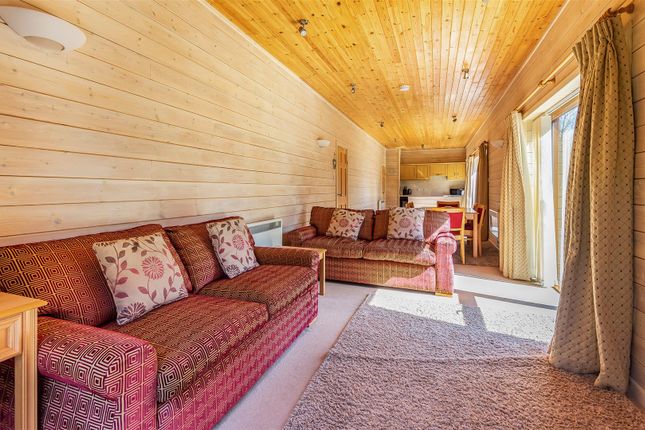 10 Forest Lakes, Woolsery, Bideford photo 4
