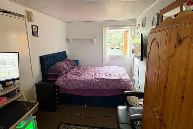 75, Woodmans Rise, Droitwich photo 4