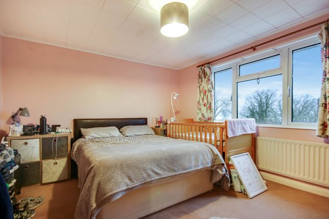 48, Lynhurst Avenue, Barnstaple photo 4
