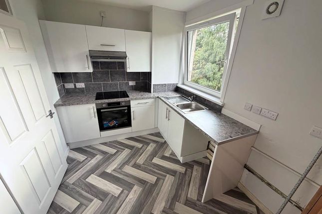 Thurso Crescent, Dundee, Dundee photo 3