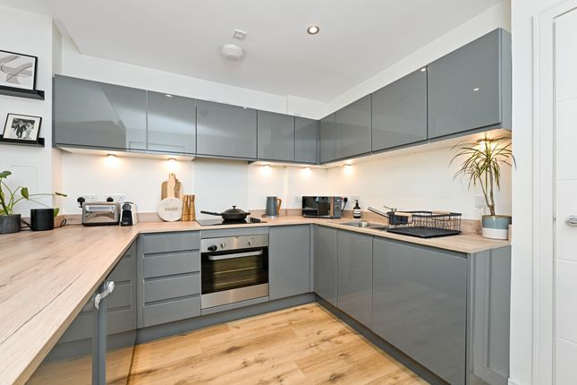 90, Lawrie Reilly Place, Easter Road, Edinburgh photo 4
