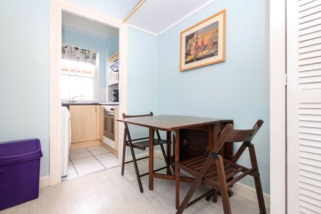 51, Astra House, Brighton photo 3