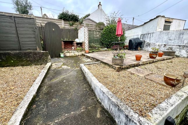 18, Carclaze Road, St. Austell photo 4