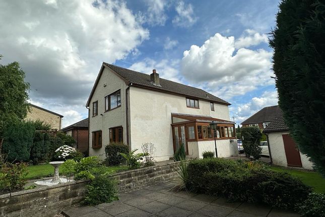Thumbnail Detached house for sale in Pumphouse Lane, Mirfield