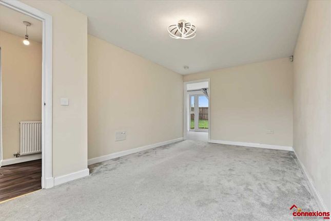 Dart Avenue, Merlin Gardens, EAST KILBRIDE photo 4