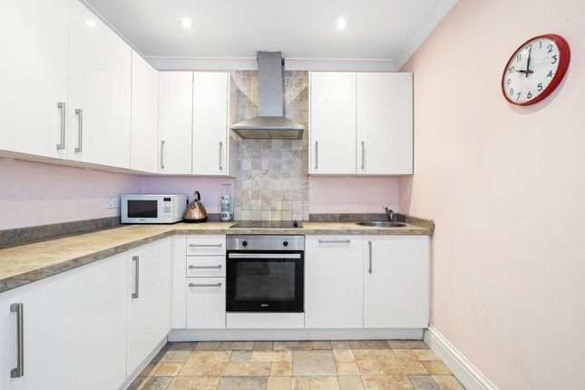 1a Kings Road, Haslemere photo 3