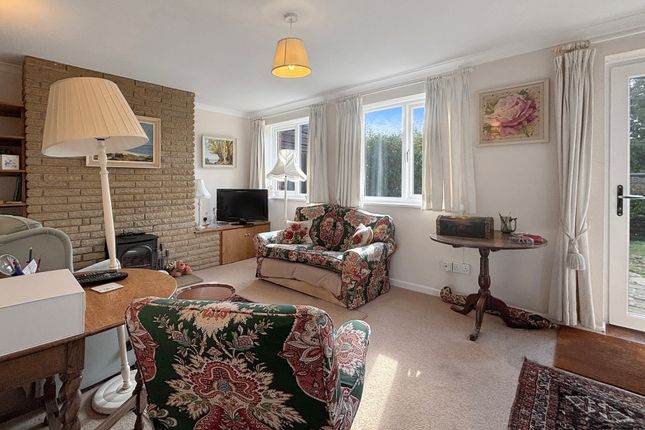 1, Bakers Close, Comberton photo 3