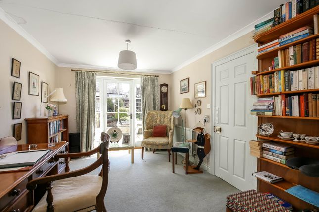 7, Kingsbury Square, Salisbury photo 3