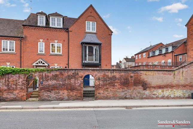 5 Stratford Road, Alcester photo 2