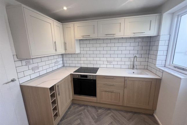 5, South Court, Sherborne photo 2