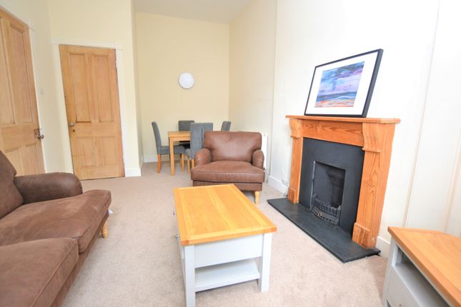 PF4, 15, Dean Park Street, Edinburgh photo 3