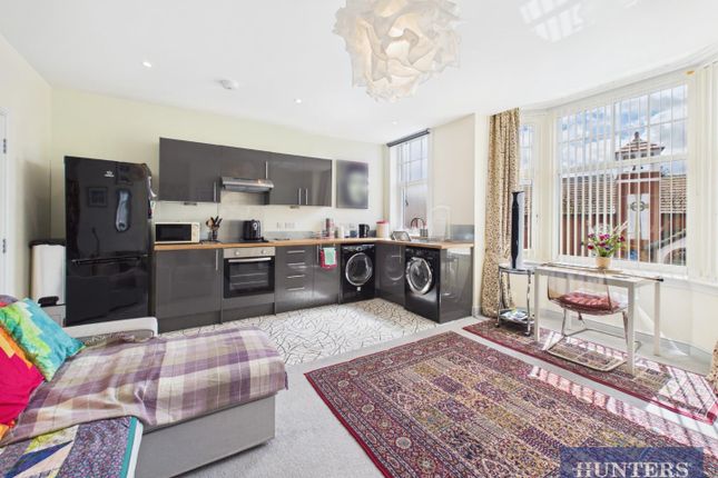 Flat 4, 19 Brooklands, Filey photo 3