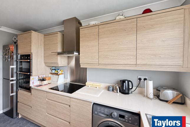 11, Westland Gardens, Stourbridge photo 5