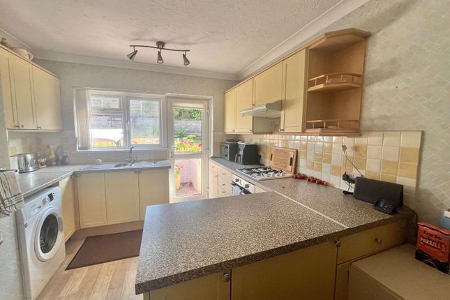 29, Templer Road, Paignton photo 3