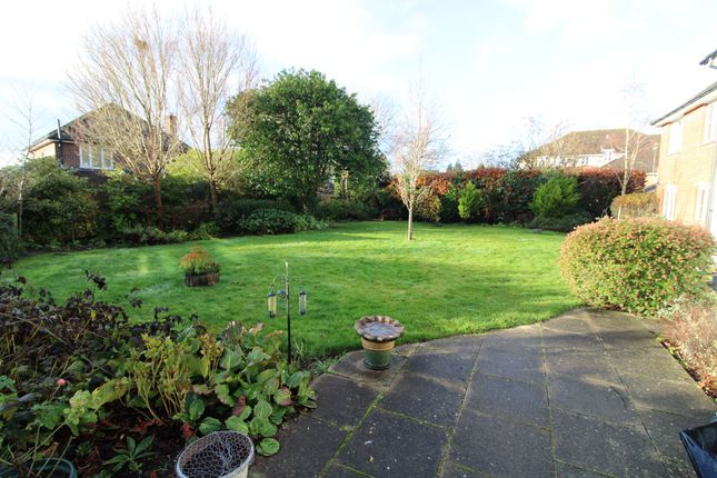 25 Hughenden Court Penn Road, High Wycombe photo 4