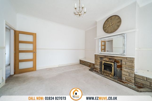 15 Walkley Lane, Heckmondwike photo 3