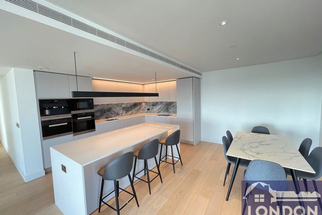 Thumbnail Flat to rent in Fountain Park Way, White City, London