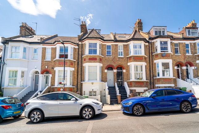 2-bed flat on 29C, Sumatra Road, West Hampstead, £575,000