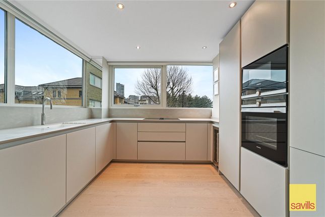 Cinnabar Wharf Central, London photo 2