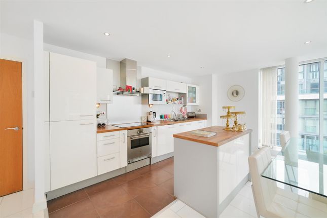 Flat 24, Ross Apartments, Royal Victoria Dock photo 2
