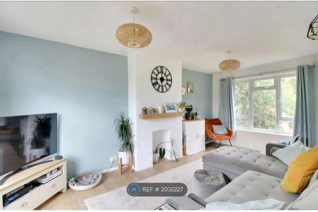 Thumbnail Semi-detached house to rent in Barnes Road, Frimley, Camberley