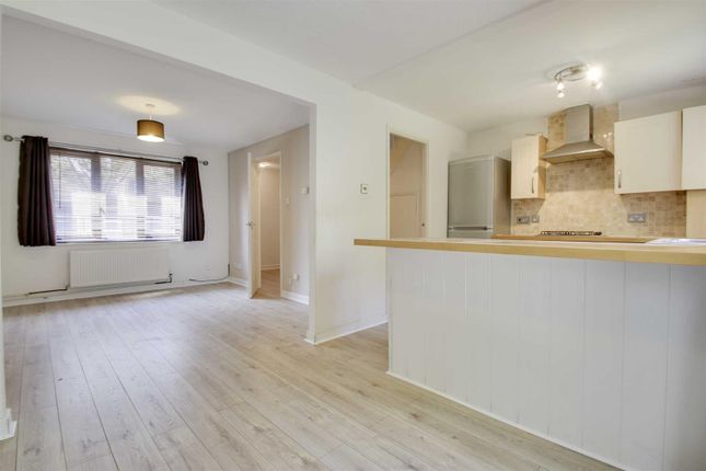 36, Northcroft, Milton Keynes photo 2