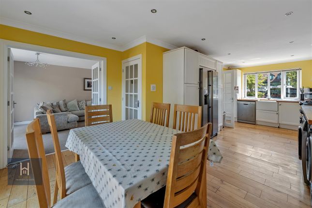 46, Lark Rise, Bristol photo 3