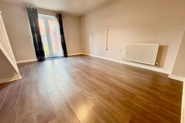6, Cole Way, Birmingham photo 3
