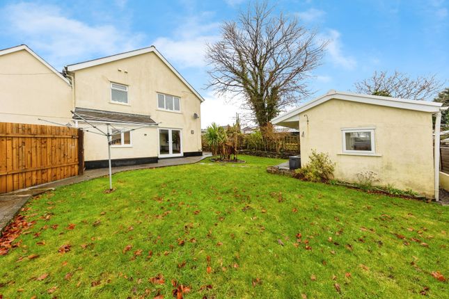 226, Heol Y Meinciau, Llanelli photo 2