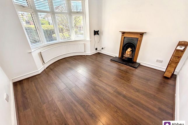 10 Avebury Avenue, Leicester photo 3