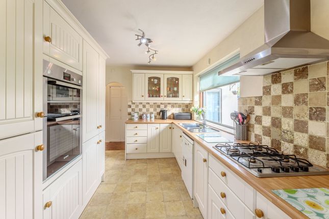 8 Sandhill Road, Kidlington photo 2